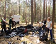 Dzūkijos miško pušynuose sutvarkyti nelegalūs autoservisų atliekų sąvartynai